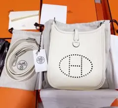 HERMES ミニエヴリン16 ジョーヌ・ミルトン - メルカリ
