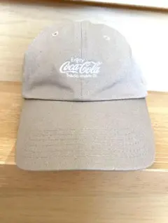 コカコーラキャップ　ベージュ　フリーサイズ