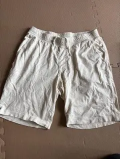 UNIQLO ホワイト ショートパンツ Lサイズ