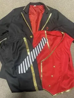 ツイステッドワンダーランド 制服コスプレ衣装（残り1日で出品取り下げ）