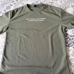 オリーブグリーン テキスチャーTシャツ