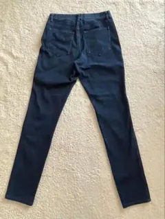 ダークブルー スキニーパンツ