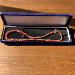赤珊瑚ネックレス　ケース付き