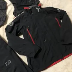 Daiwa GORE-TEX フィッシングスーツ 上下セット - メルカリ