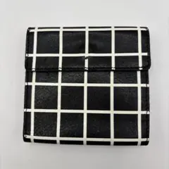 美品　IL BISONTE 二つ折り財布　格子柄　ブラック　ホワイト　レザー