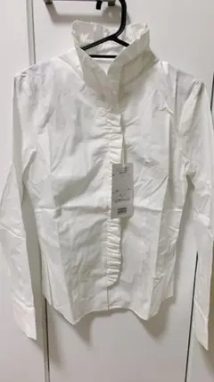 MKミッシェルクラウン　フリルブラウス