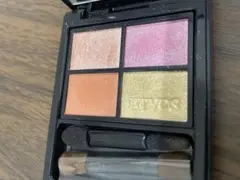 エトヴォス　イノセントブルーム　アイシャドウパレット