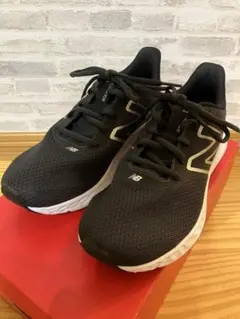 【美品】ニューバランス レディース 黒 W411 BLACK(LB3)