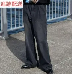 perushu セミフレアデニムパンツ　ブラック