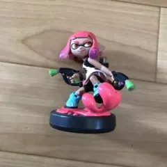 amiiboネオンピンク　スプラトゥーン　アミーボ