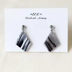 853◆シルバー　ブラック　天然石風　小ぶり　ハンドメイド　ピアス　イヤリング
