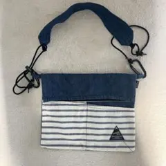 BELLWOODMADE デニムストライプサコッシュ　レディース/メンズのサムネイル