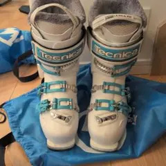 2026年最新】TECNICA スキーブーツ(女性用)の人気アイテム - メルカリ