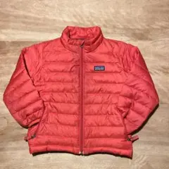 【チャックに難あり】patagonia 赤 ダウンジャケット　キッズ　3T