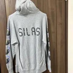 silasパーカー