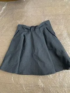 ポンポネット ストライプ スカート グレー　M