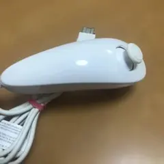 【匿名　送料無料】411-39家庭用ゲーム機　任天堂Wiiヌンチャク　ホワイト