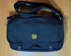 美品！バンナイズ Van Nuys バリスティックナイロン ショルダーバッグ 黒