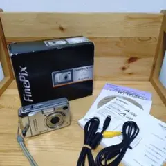 【箱付美品】FUJIFILM FinePix A500 デジタルカメラ