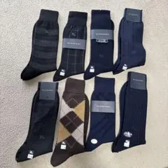 【新品・未使用】BURBERRY メンズソックス7足　黒・紺・茶・グレー 高島屋のサムネイル