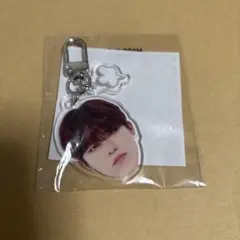 TREASURE ジョンウ 顔アクキー (怒)