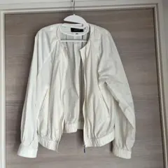 UNTITLED ノーカラージャケット アイボリー