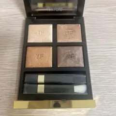 TOM FORD アイカラークォード　04A サスピション