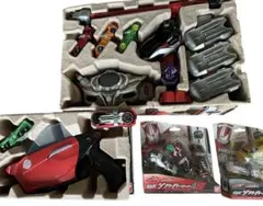 仮面ライダー メタルバッジコレクション ドライブセット - メルカリ