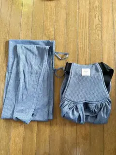 【美品】スモルビブルーメッシュ抱っこ紐