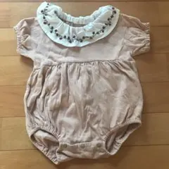 ロンパース 70 フタフタ　イチゴ柄　くすみピンク