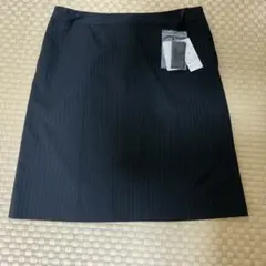 新品タグ付き 黒 ストライプ ひざ丈スカート　LESMUES