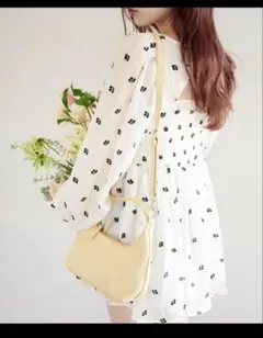 花柄刺繍 長袖ミニワンピース