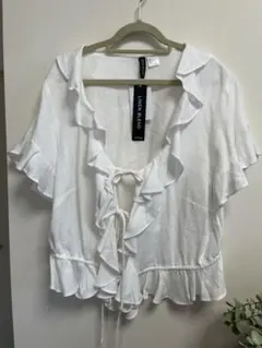 h&m フリルブラウス