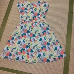 LC WAIKIKI 花柄ワンピース 140-146cmのサムネイル