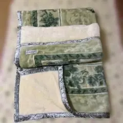 大津コーポレーション 花柄ブランケット