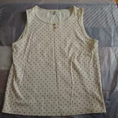 ノースリーブシャツ クリーム色