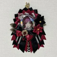 56mm 57mm 缶バッジ 赤 （ワインレッド） 黒 金 銀 痛ロゼット
