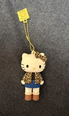 ハローキティ ヒョウ柄 キーホルダー