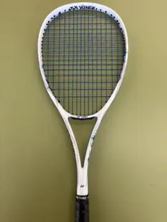 ボルトレイジ5V【美品・即使用可能】 ソフトテニスラケッボルトレイジ5V - メルカリ