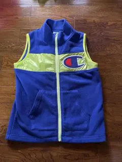 チャンピオン　フリースベスト　Ｓサイズ