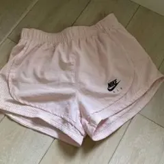 ランニングウェア　ショートパンツNike DRI-FIT Sピンク