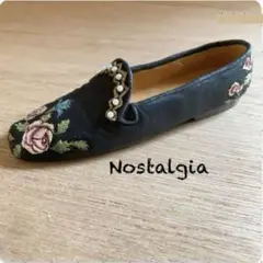 【NOSTALGIA】黒の刺繍フラットシューズ 飾りもの　小物入れ