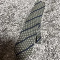 ネクタイ 黄色