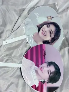 ジヒョのうちわです！