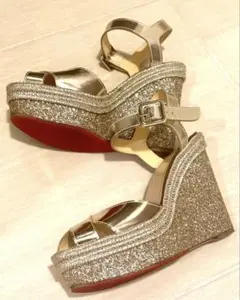 Christian Louboutin ゴールドウェッジサンダル　38 24.5