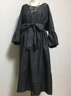 122 着物リメイク ラグランワンピース&帽子セット本場大島紬 花菱文 正絹 122 着物リメイク ラグランワンピース&帽子セット本場大島紬