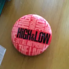 high＆low 缶バッチ