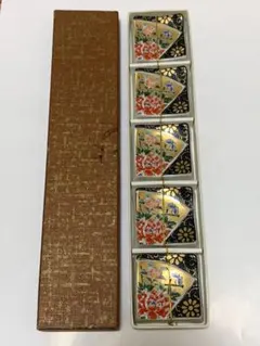 新品未使用　九谷焼　牡丹　箸置き　5個セット　九谷印あり