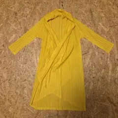 PLEATS PLEASE イッセイミヤケ カーディガン イエローのサムネイル