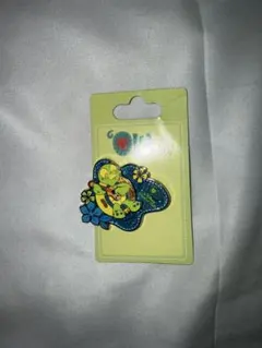 ディズニー　ハワイ限定　ピンバッジ　オルメル　ウクレレ